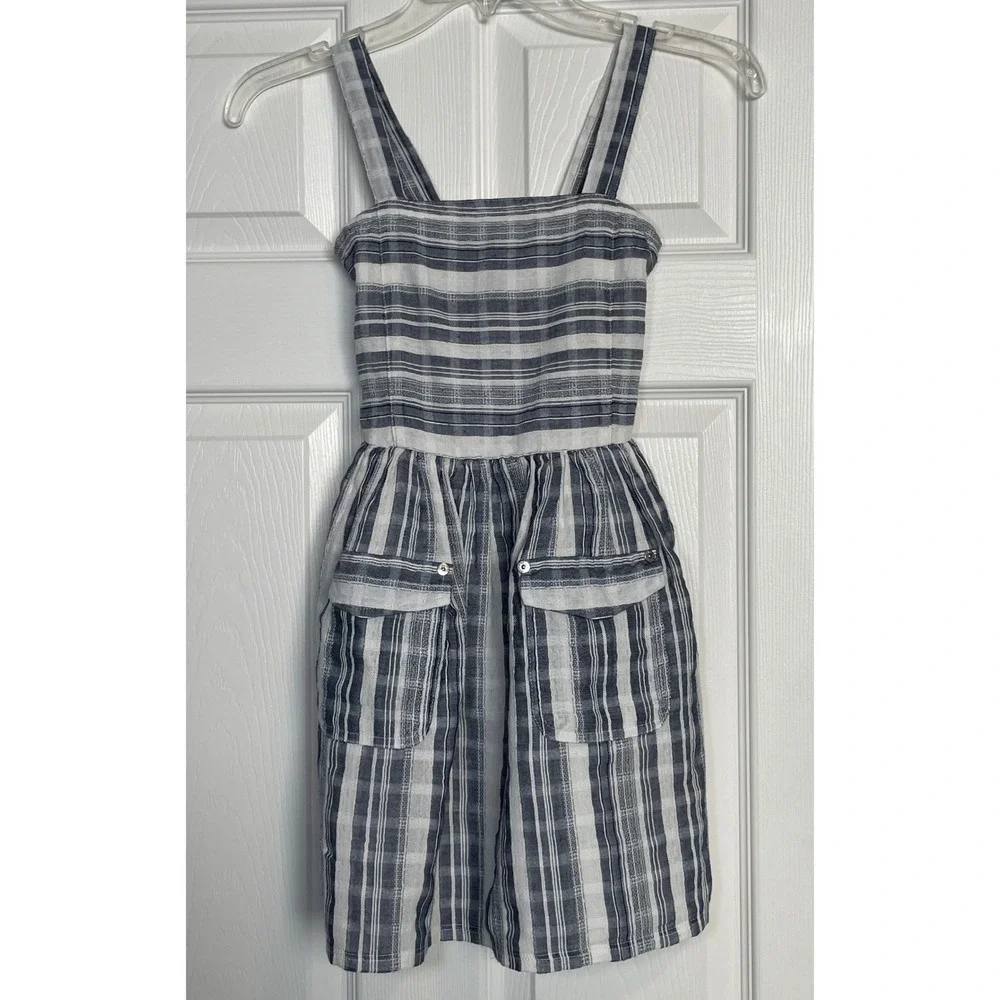 Guess‎ Kids Dress Girls M 10-12 Gray White Plaid Smocked Cargo Sundress